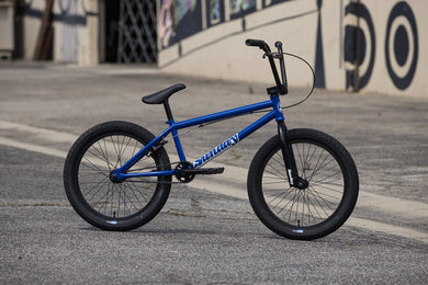 Sunday Blueprint (Gloss Blue with 20 tt)