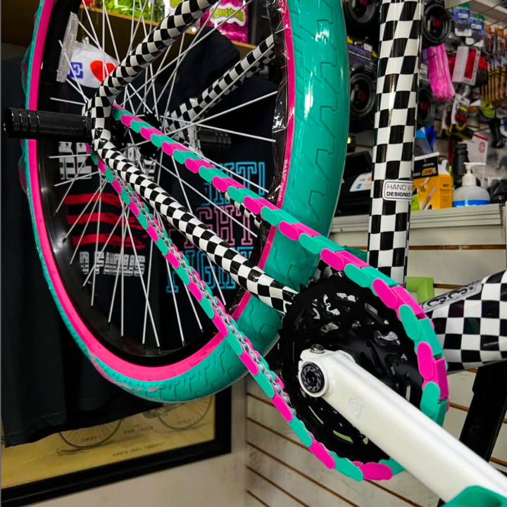 Bike Gifts for Girls – Teal & Pink Two Tone Insane Chains (35 or 56 Piece)