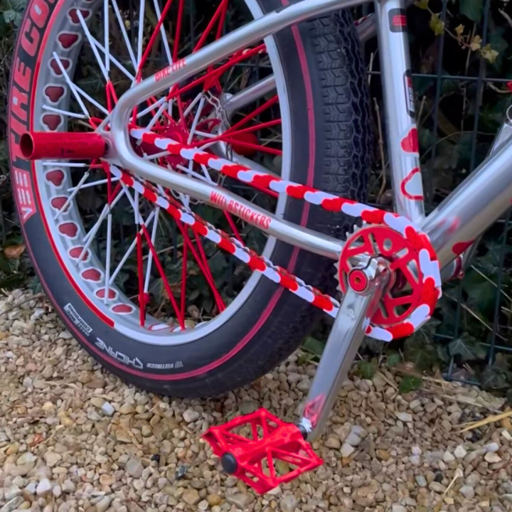 BMX Bikes Red – White & Red Two Tone Insane Chains (56 or 35 Piece)