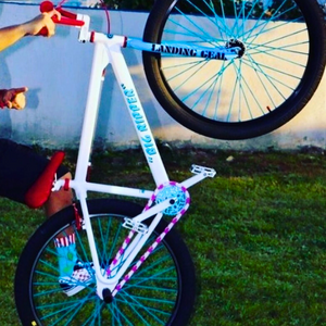 BMX Bikes Pink – White & Pink Two Tone Insane Chains (56 or 35 Piece)